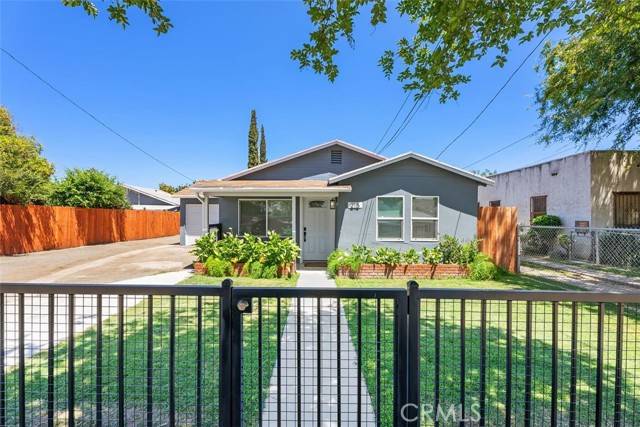 Santa Ana, CA 92701,217 N Mcclay Street