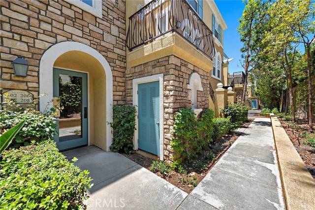 Irvine, CA 92602,206 Terra Bella