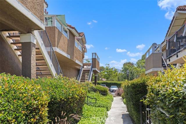 Rancho Santa Margarita, CA 92688,4 Via Pariente