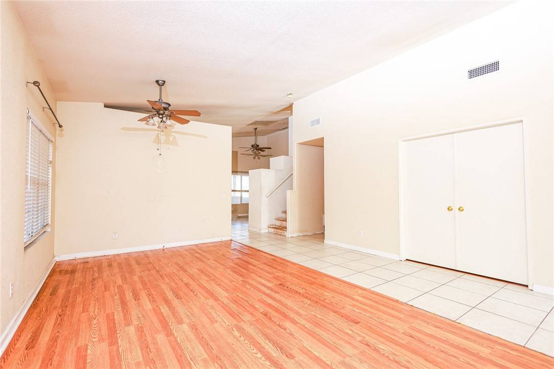 Lake Elsinore, CA 92530,19385 Live Oak Lane