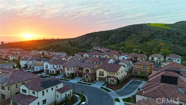 Irvine, CA 92602,149 Somera
