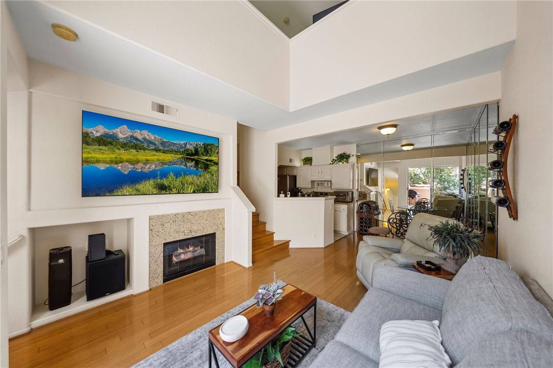 Anaheim Hills, CA 92808,1043 S Saint Tropez Avenue
