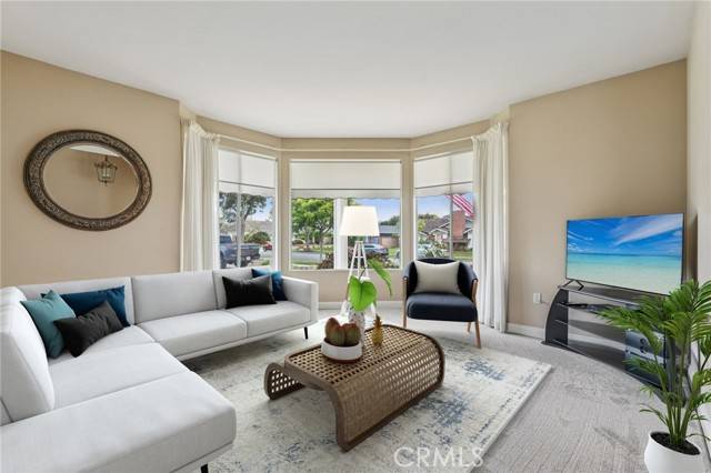 Los Alamitos, CA 90720,11272 Weatherby Road