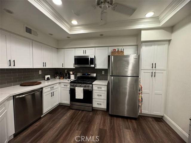 Lake Forest, CA 92610,17 Santa Barbara Court
