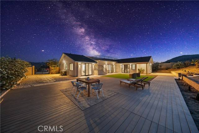 Joshua Tree, CA 92252,62290 Crestview Drive