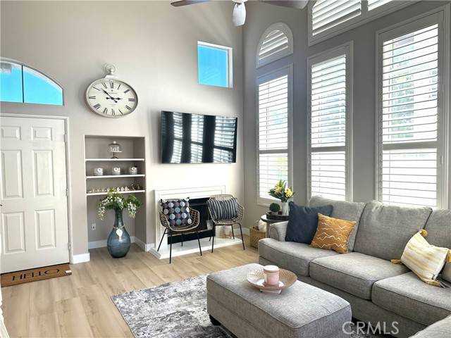 Rancho Santa Margarita, CA 92688,36 Tierra Seguro