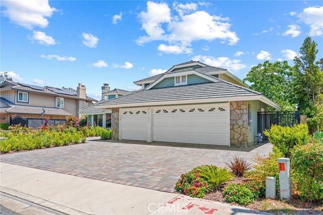 Lake Forest, CA 92630,21492 Countryside Drive