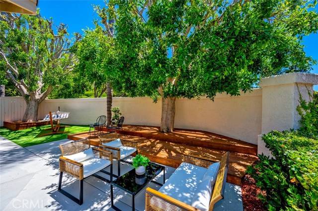 Laguna Niguel, CA 92677,4 Saint Martin