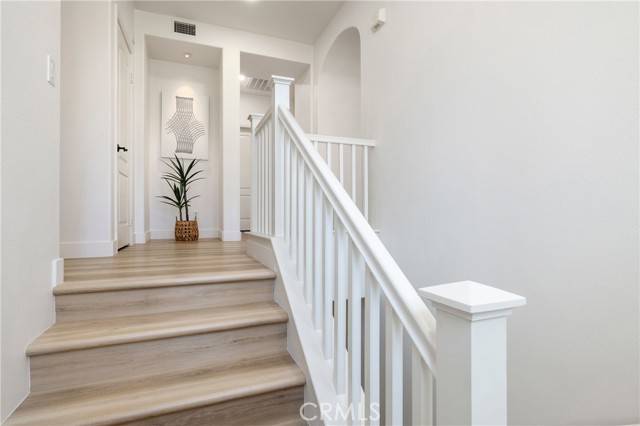 Irvine, CA 92620,74 Townsend