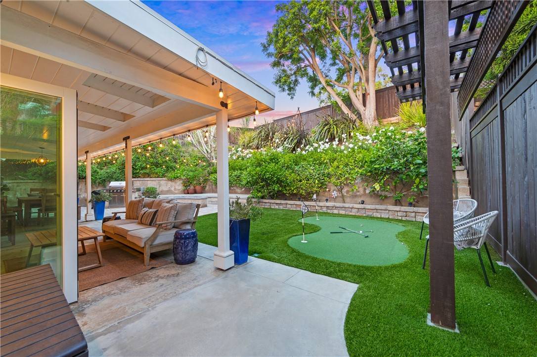 Costa Mesa, CA 92626,2726 Cardinal Drive