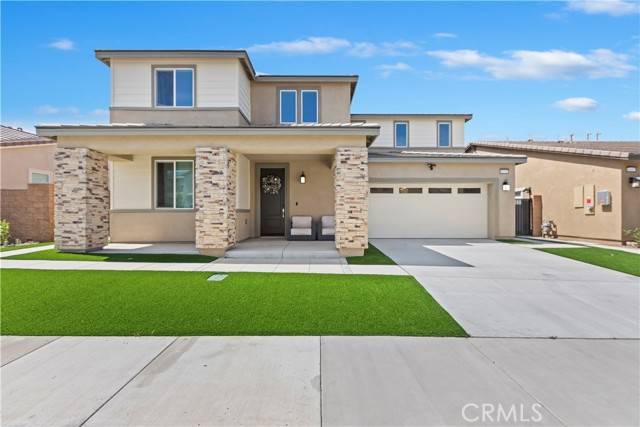 Fontana, CA 92336,16707 Island Oak Street