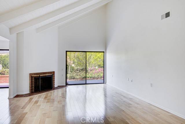 Laguna Woods, CA 92637,5239 Elvira