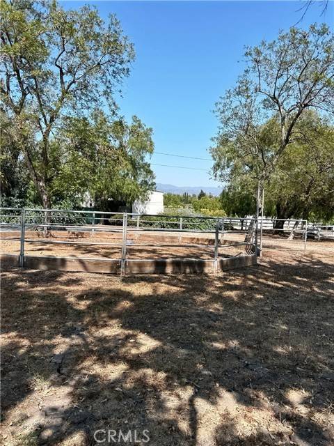 Orange, CA 92869,10911 Meads