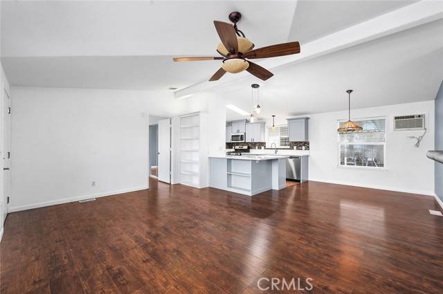 Huntington Beach, CA 92646,9850 Garfield #33
