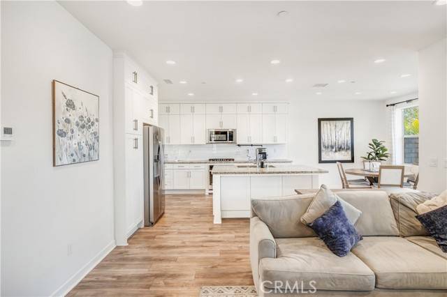 Lake Forest, CA 92630,97 Eclipse