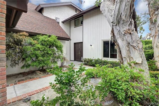 Laguna Hills, CA 92653,25062 Linda Vista Drive