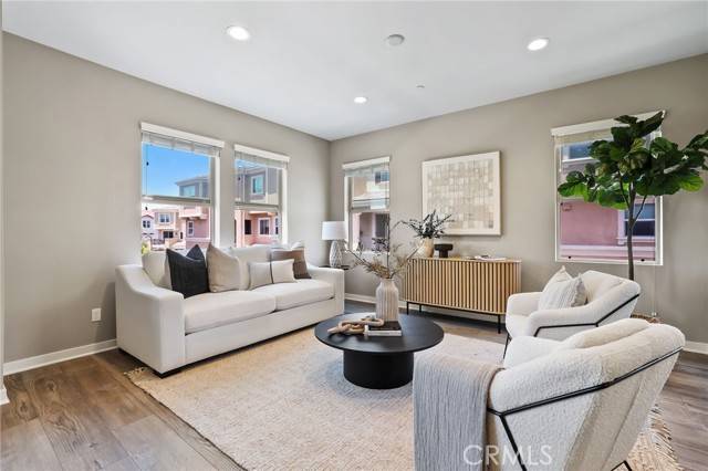 Lake Forest, CA 92610,109 Alder Ridge
