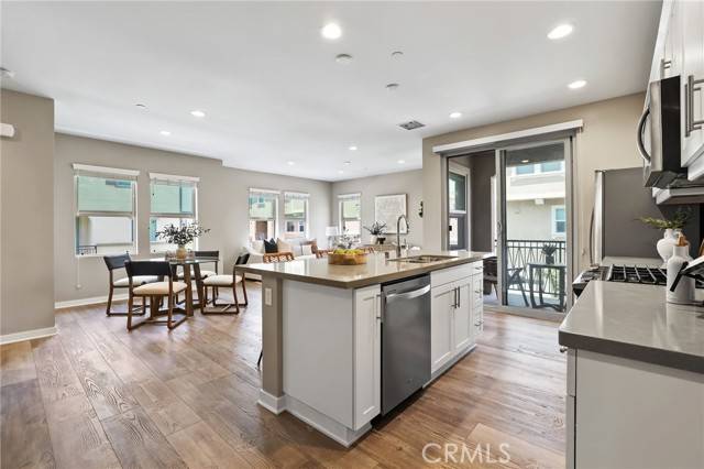 Lake Forest, CA 92610,109 Alder Ridge