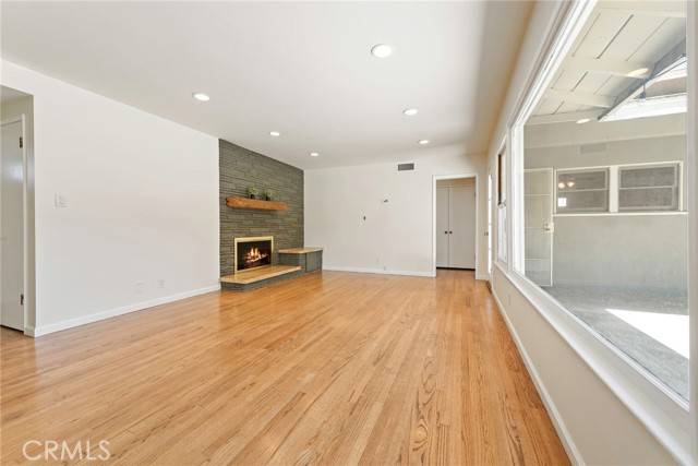 Glendora, CA 91741,883 E Leadora Avenue