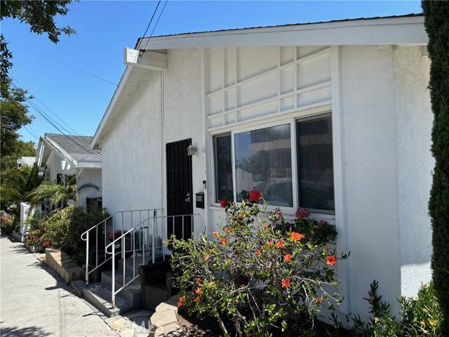 San Pedro, CA 90731,989 W 2nd Street