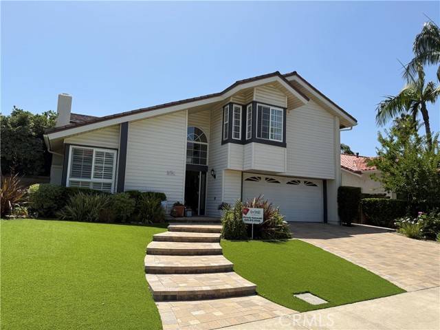 Mission Viejo, CA 92691,27201 Via Aurora