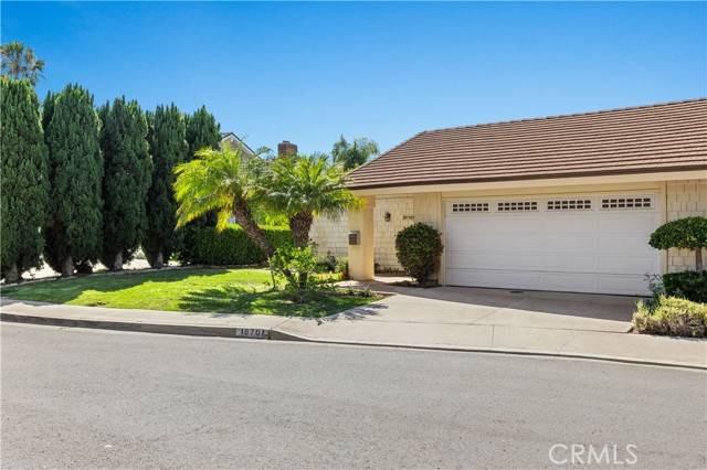 Irvine, CA 92603,18701 Paseo Cortez