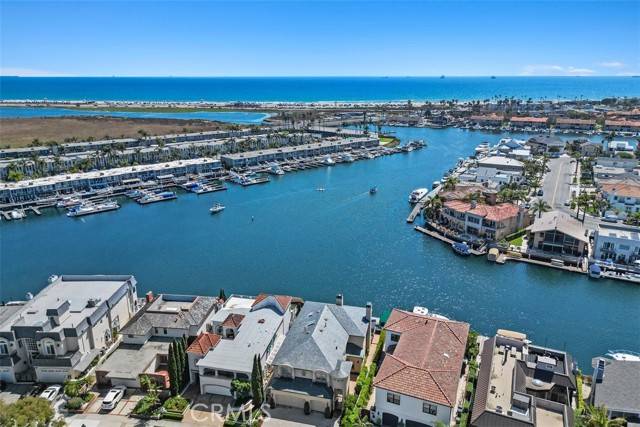 Huntington Beach, CA 92649,16975 Edgewater Lane