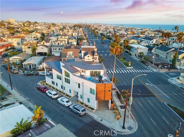 Newport Beach, CA 92663,4405 Channel Place