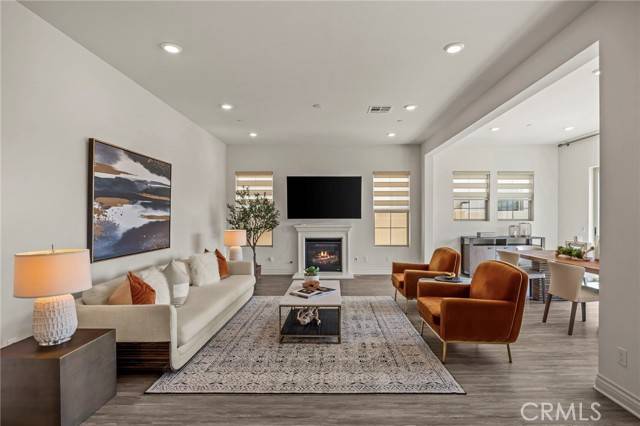 Lake Forest, CA 92610,1776 Canyon Oaks Lane