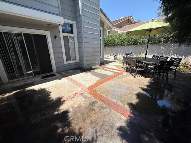 Tustin, CA 92782,13562 Mahogany Place