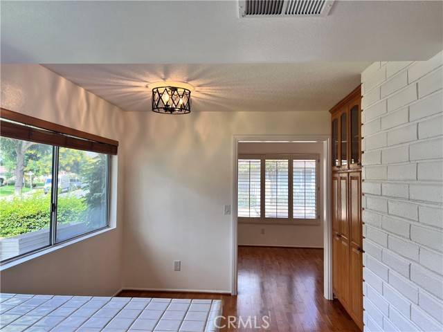 Irvine, CA 92612,1 Forest