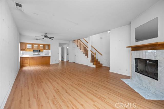 Hawthorne, CA 90250,14412 Lemoli Avenue #6