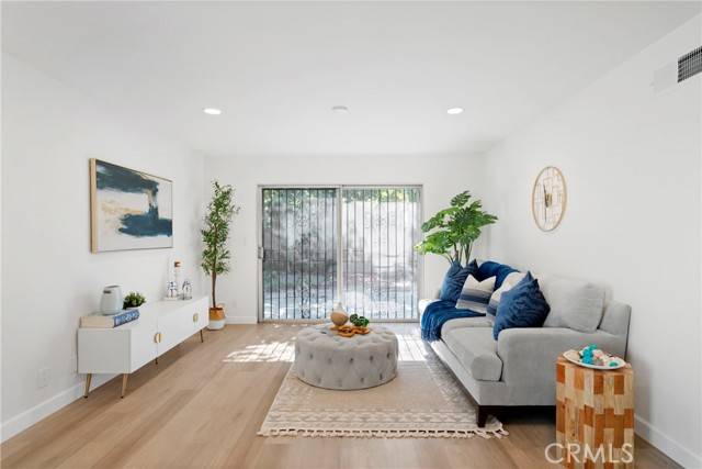 Santa Ana, CA 92704,928 S Laurel St.