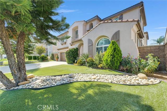 Eastvale, CA 92880,13764 Dellbrook Street