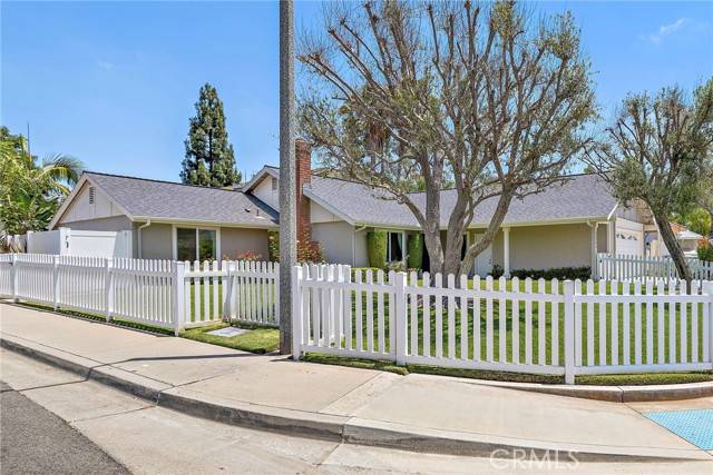Laguna Hills, CA 92653,22391 Lombardi