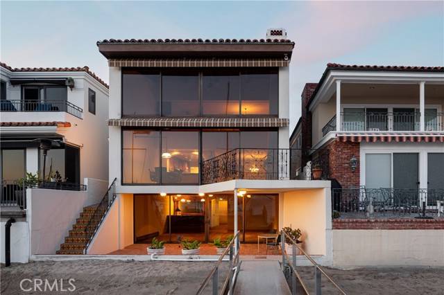 Newport Beach, CA 92663,809 Via Lido Soud