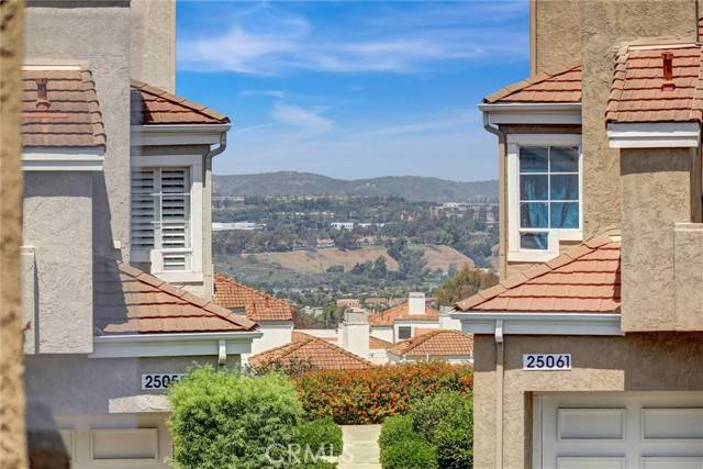 Laguna Niguel, CA 92677,25072 Leucadia Street #E