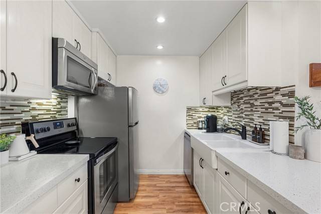 Playa Del Rey, CA 90293,7742 Redlands Street #H1027