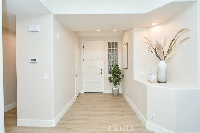 Huntington Beach, CA 92649,4165 Warner Avenue #203
