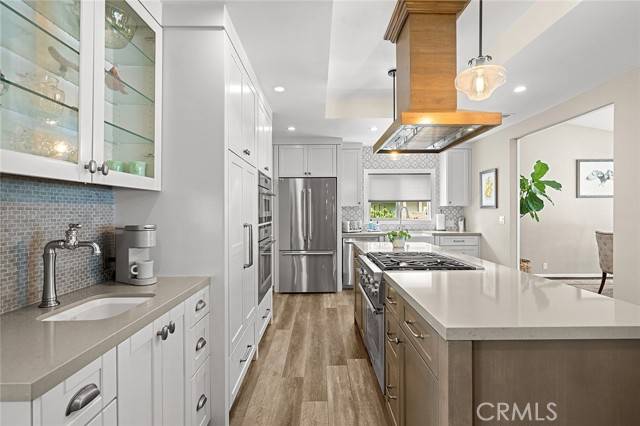 Fullerton, CA 92831,1113 N Raymond Avenue