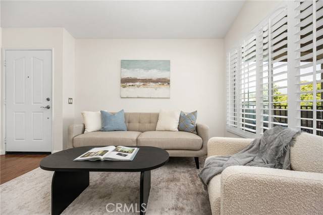 Lake Forest, CA 92610,195 Chaumont Circle