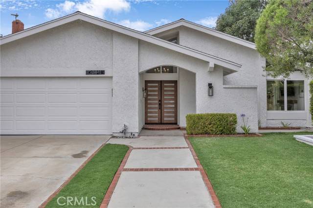 Huntington Beach, CA 92646,20441 Whitetree Circle
