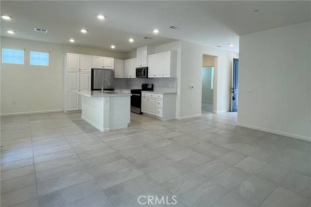 Corona, CA 92883,4018 Summer Way