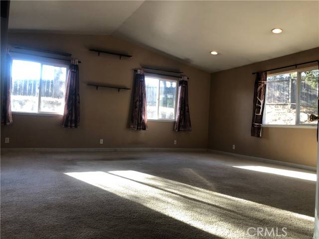 Oroville, CA 95966,55 Shadow Oak Court