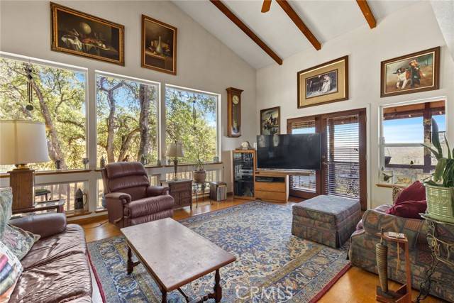 Oroville, CA 95965,188 Patton Peak Road