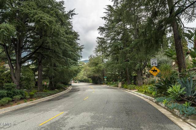 La Canada Flintridge, CA 91011,5210 Alta Canyada Road