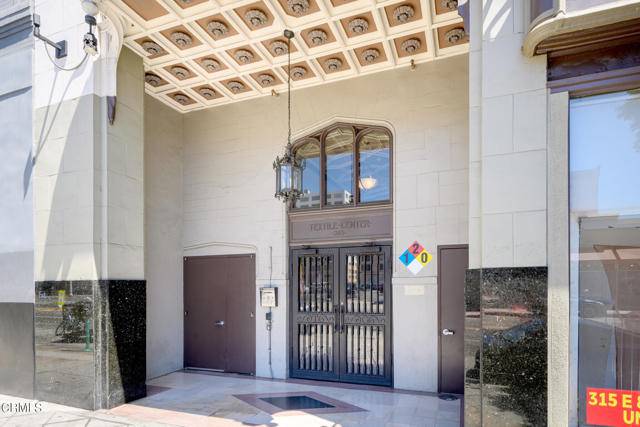 Los Angeles, CA 90014,315 E 8th Street #301