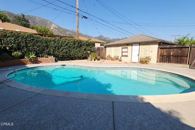 La Crescenta, CA 91214,3257 Brookhill Street