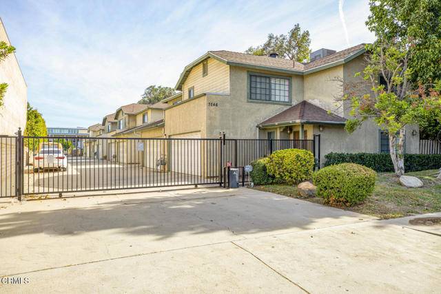 Van Nuys, CA 91406,7046 De Celis Place #2