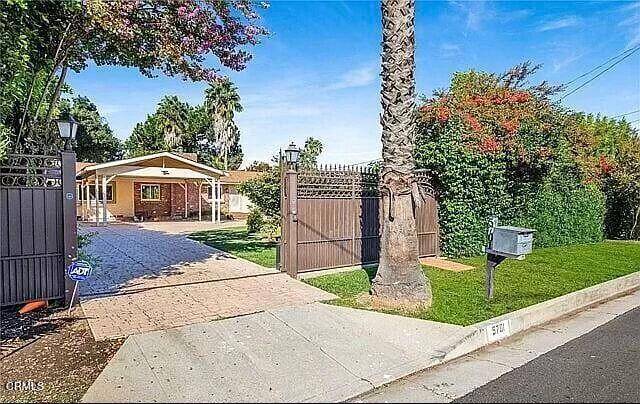 Tarzana, CA 91356,5701 Corbin Avenue